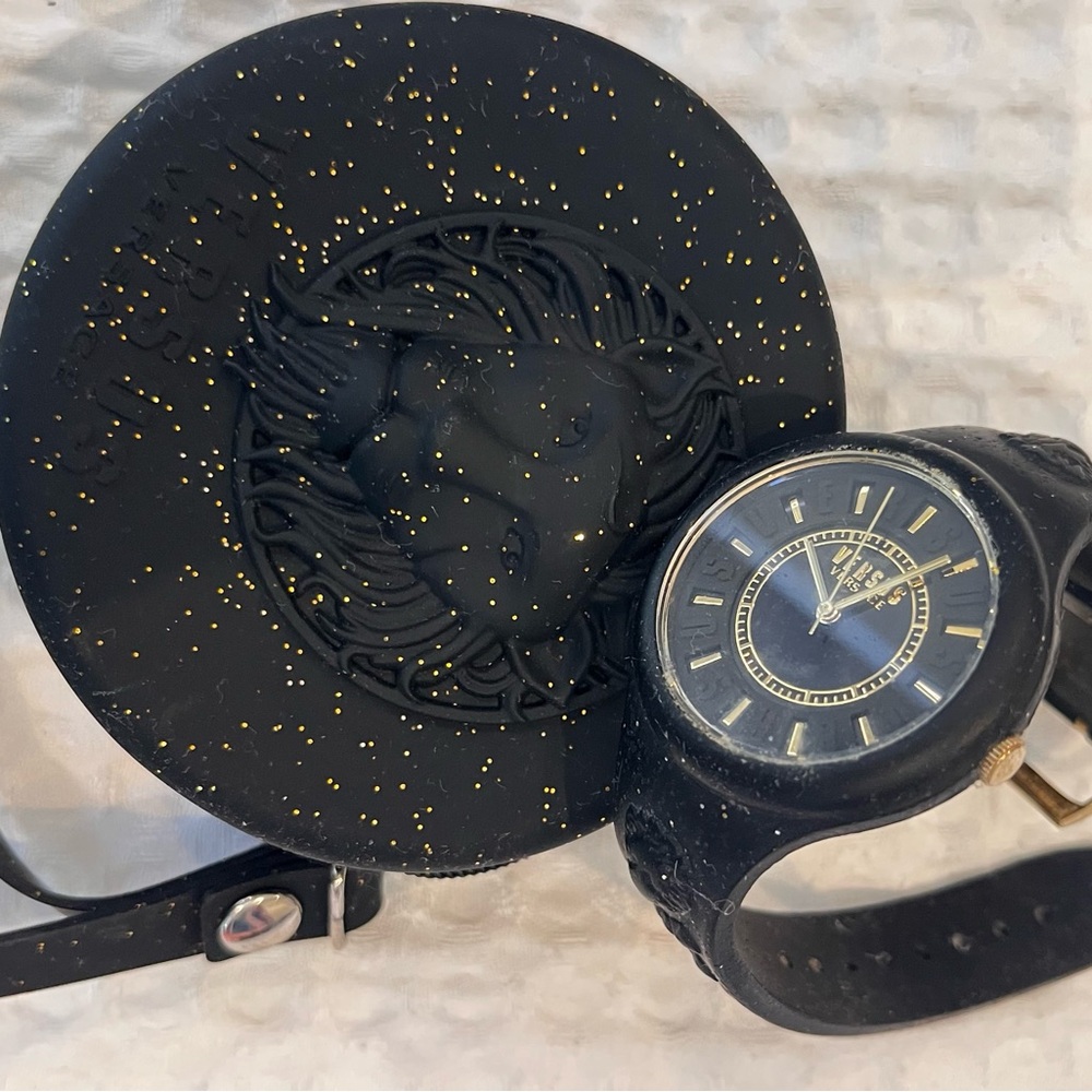 Versus Versace Black Gold Speckled Medusa Belt Bag with Black Watch